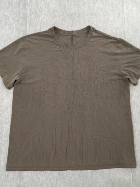 lululemon athletica Short Sleeve Tee in Olive